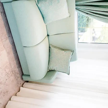 Herberg Aneton Garni