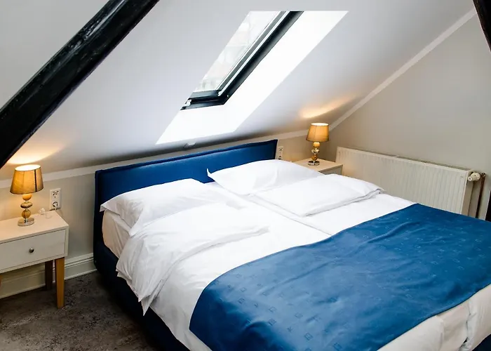 Aneton Garni Locanda *