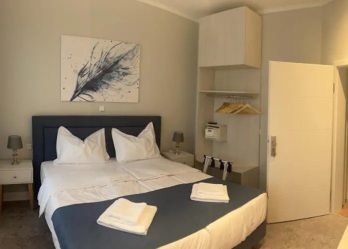 Aneton Garni Locanda *